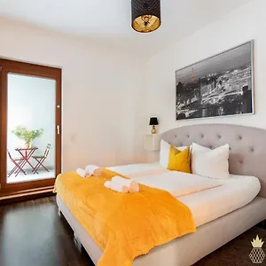 Pineapple Palais Am Neumarkt - 90 Qm - 1x Free Parking Drezno